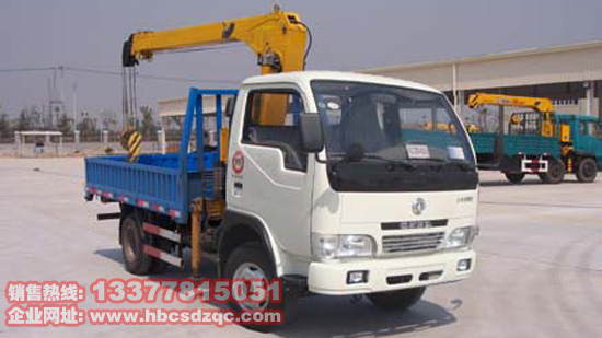 福瑞卡隨車吊2噸隨車起重運(yùn)輸車圖片