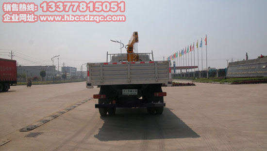 東風(fēng)天錦8噸隨車(chē)吊圖片