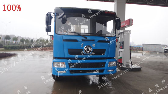 東風(fēng)后雙橋隨車吊國四隨車吊