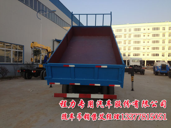 東風(fēng)勁卡隨車吊4噸國(guó)四勁卡隨車起重運(yùn)輸車