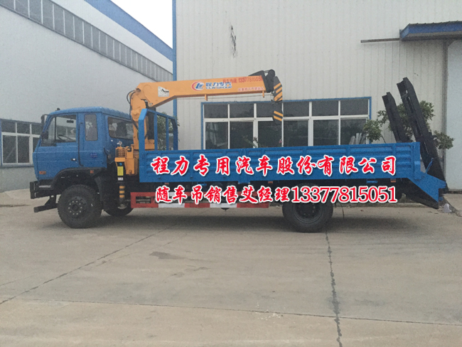 多功能隨車(chē)吊圖片